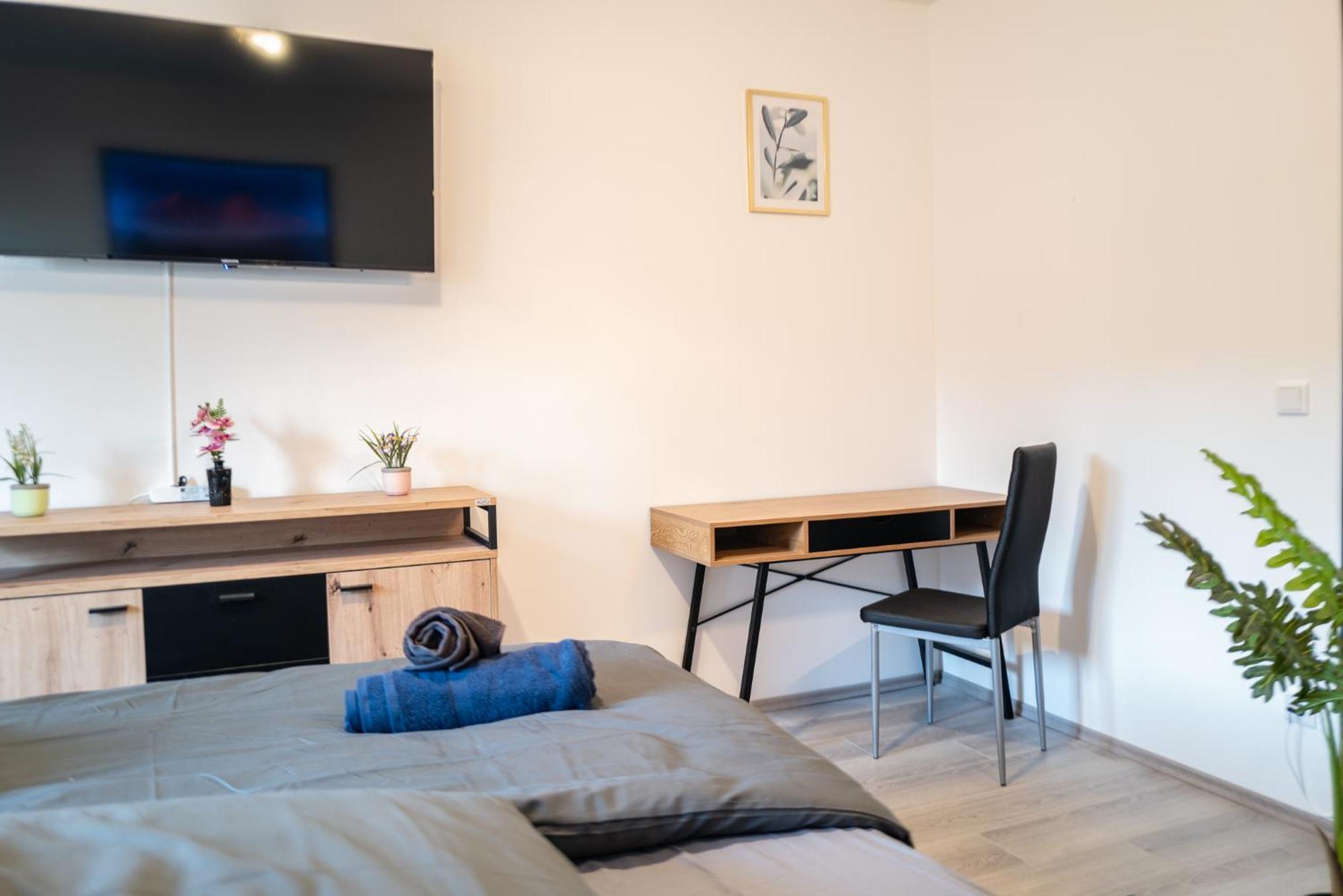 #412 Komfortable, Stilvolle Wohnung Fuer 6 Personen Mülheim an der Ruhr Екстериор снимка