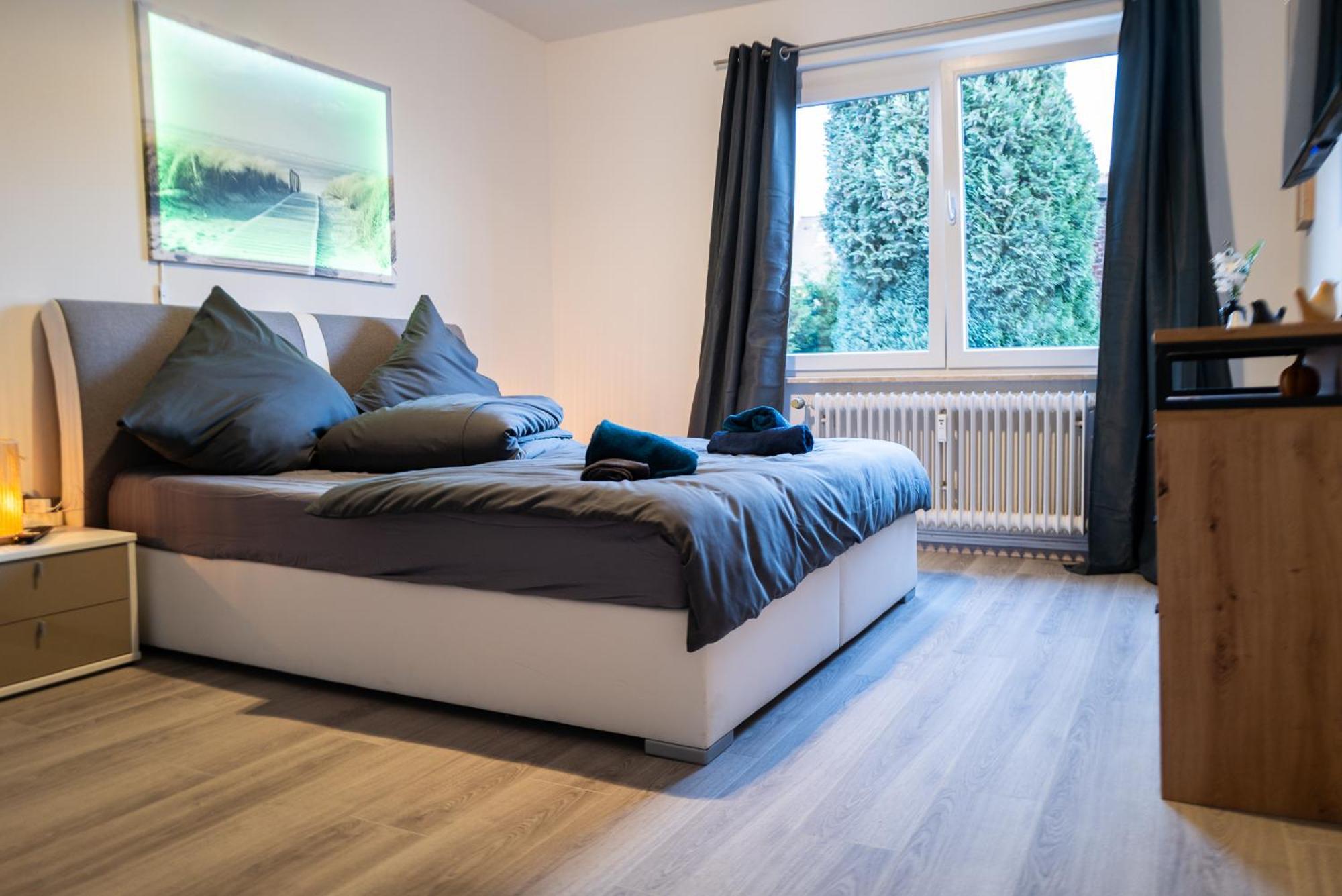 #412 Komfortable, Stilvolle Wohnung Fuer 6 Personen Mülheim an der Ruhr Екстериор снимка